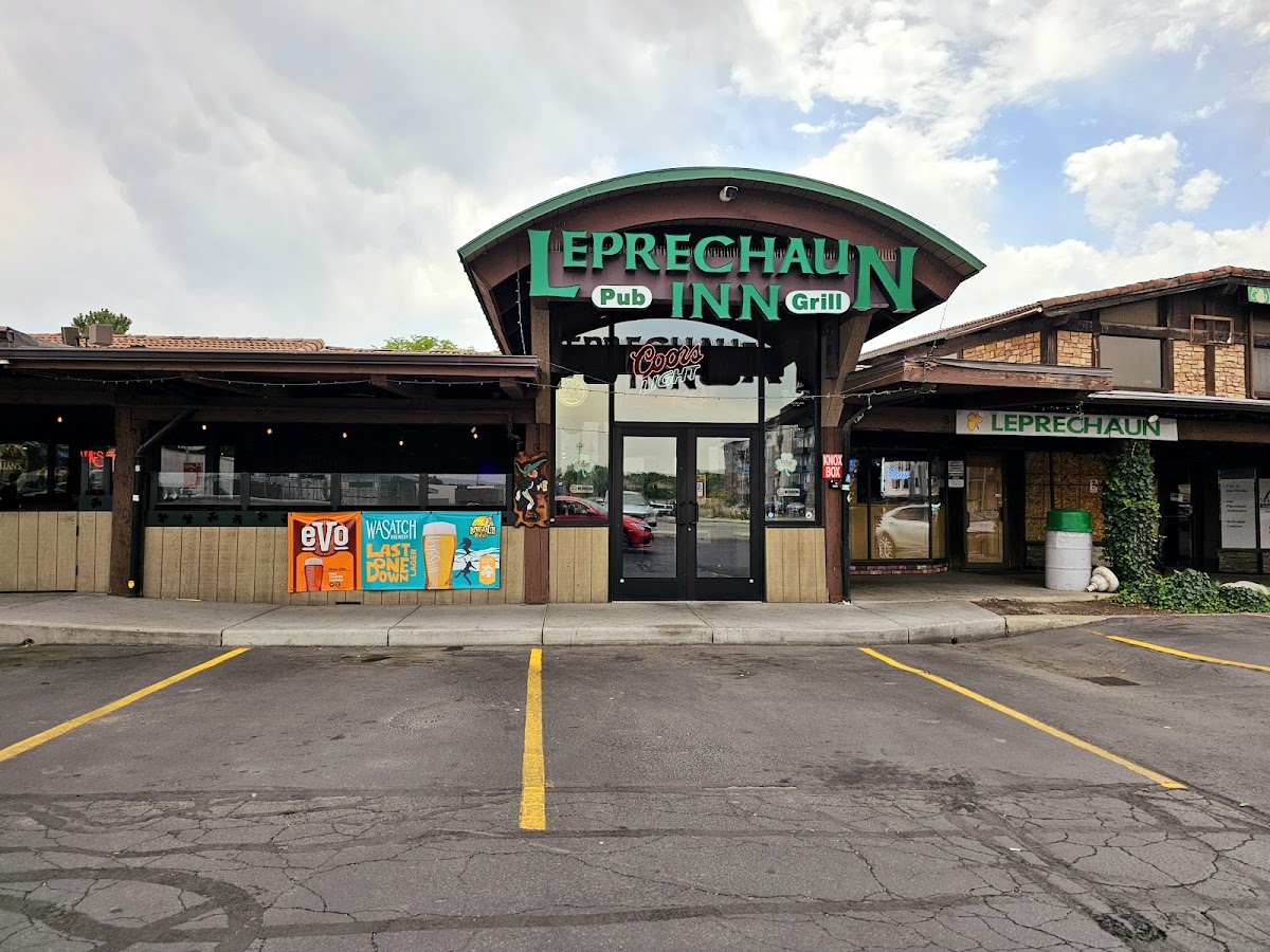 The Leprechaun Inn - Photo 3