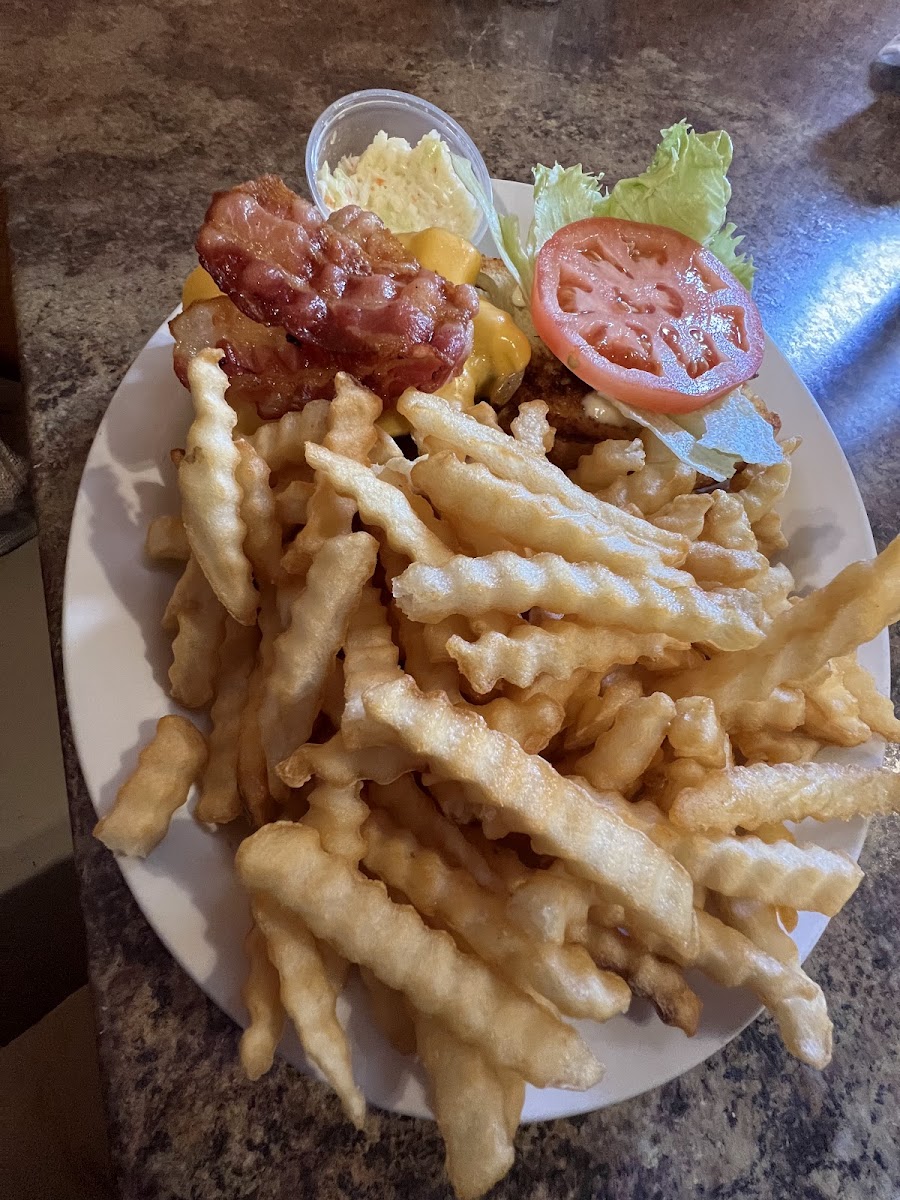 Blue Goose Restaurant - Photo 1