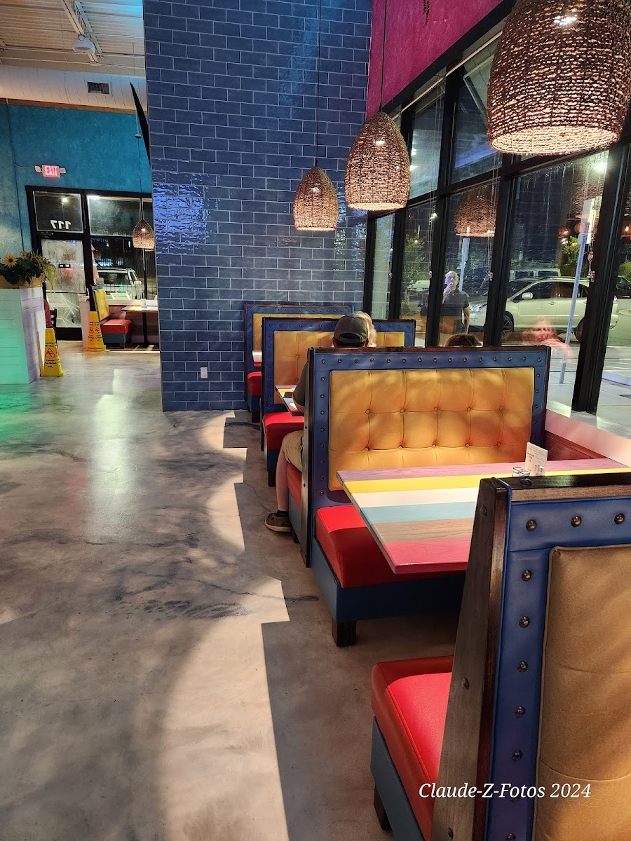 Monarca Mexican Restaurant - Photo 4