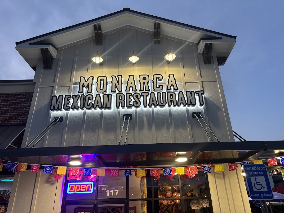 Monarca Mexican Restaurant - Photo 7