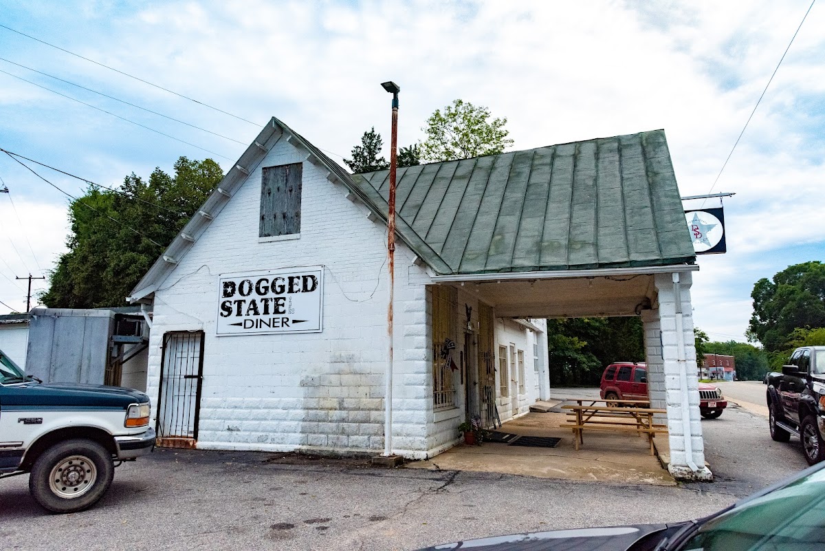 Dogged State Distilling Co. Diner - Photo 6