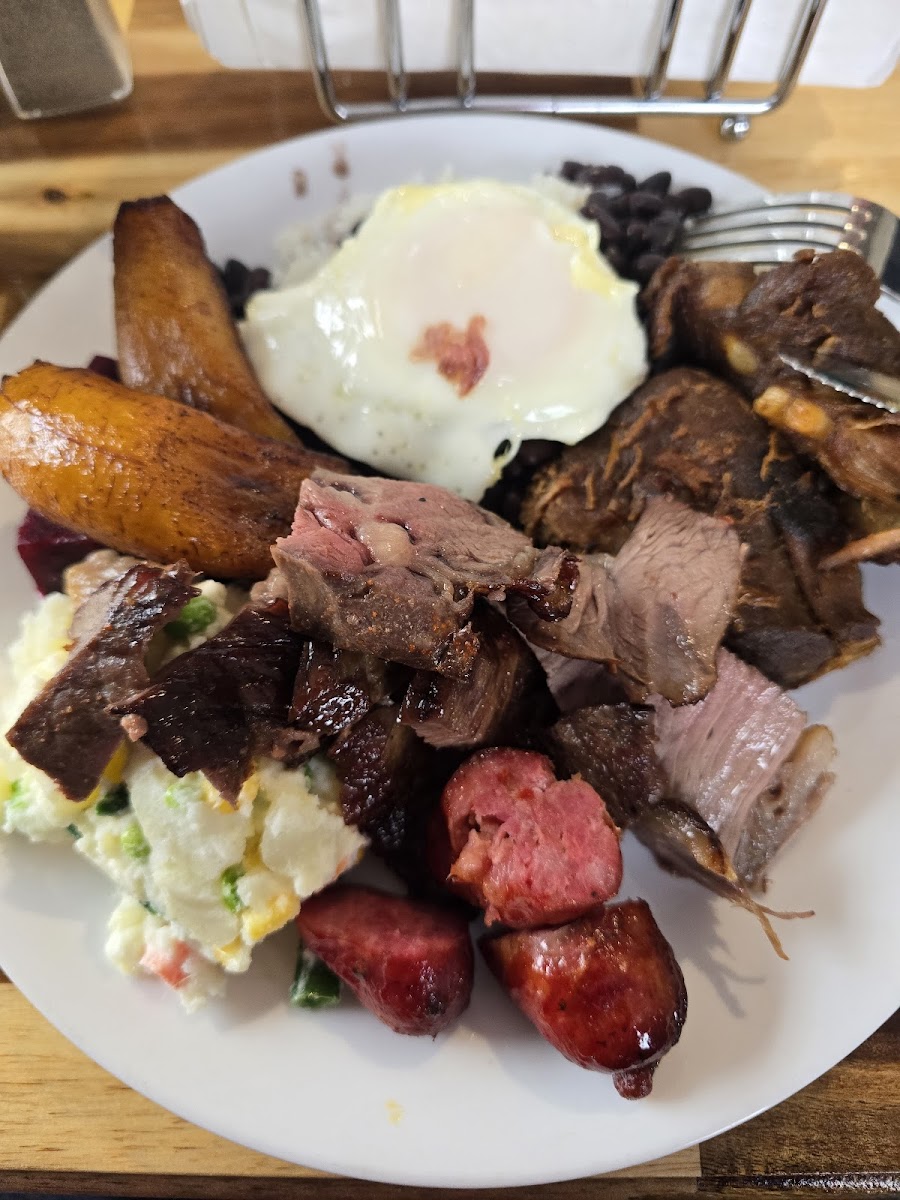 Casa Brasil Buffet & Grill - Photo 2