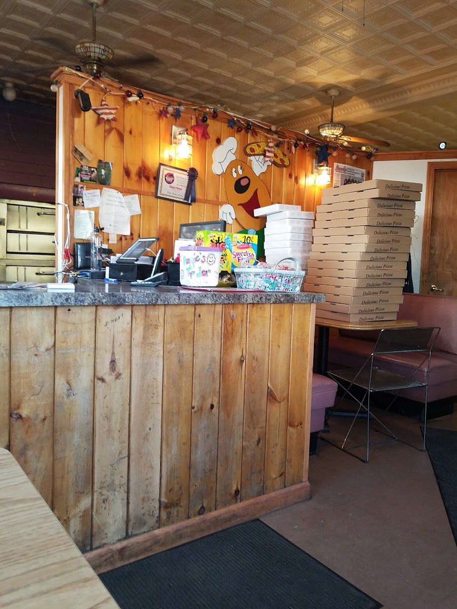 Doogie's Pizzeria - Photo 1