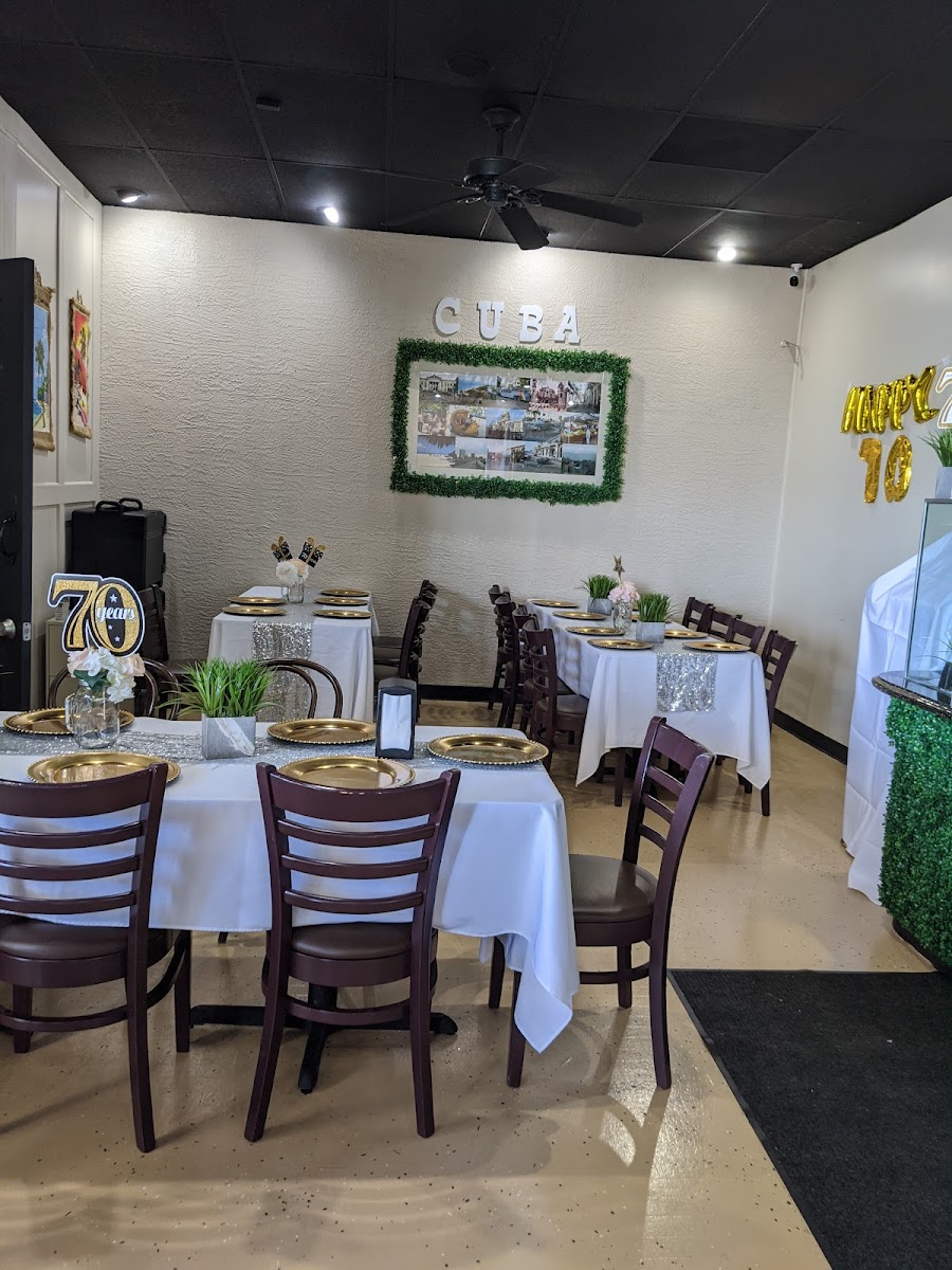 K. Bueno latin cafe - Photo 9