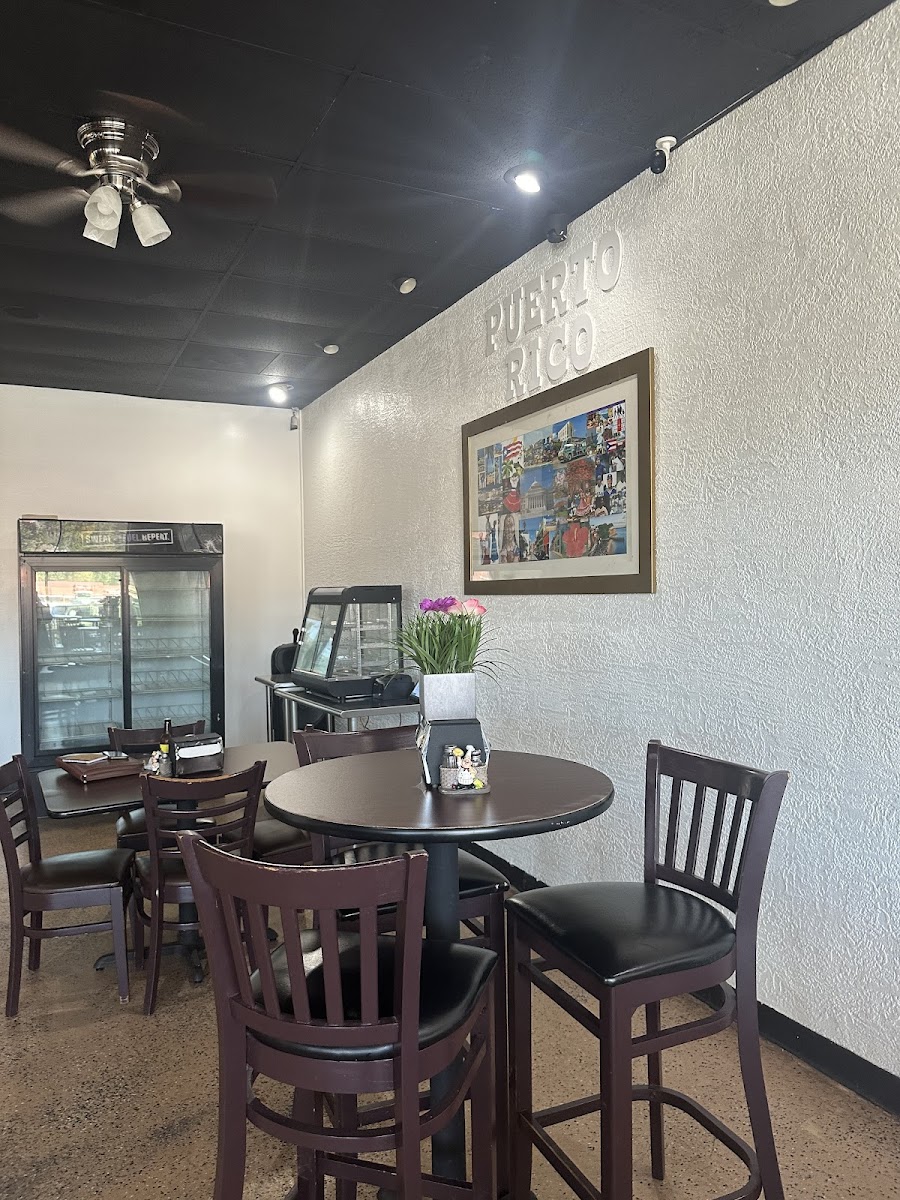 K. Bueno latin cafe - Photo 5