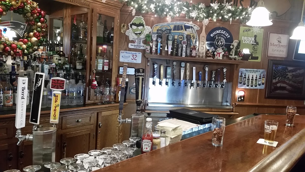 Jimmy's Pub & Restaurant - Photo 3