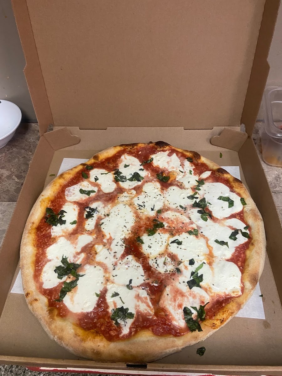 Enzo's Pizza & Italian Grill - Photo 3