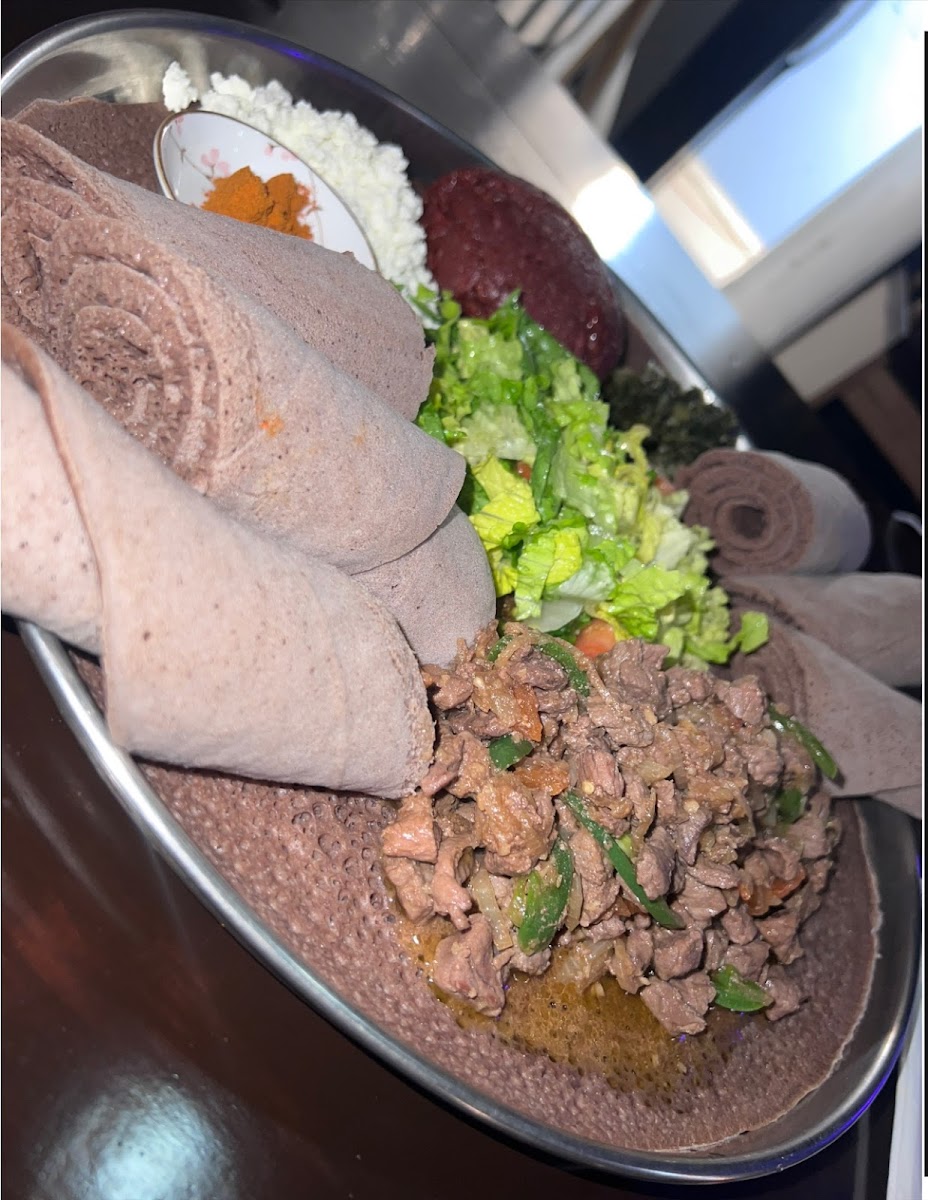 Gebeta Ethiopian Bar and restaurant - Photo 9