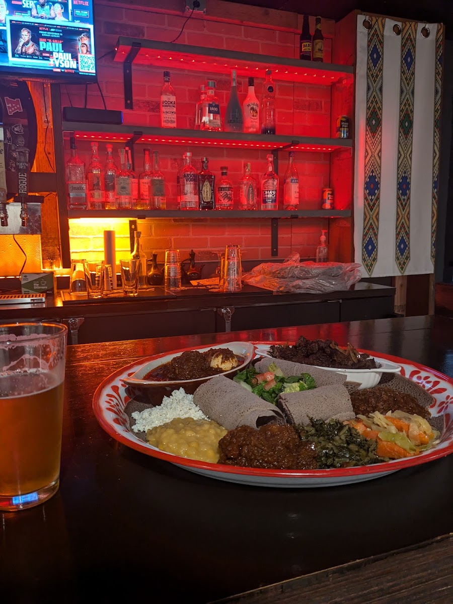 Gebeta Ethiopian Bar and restaurant - Photo 8