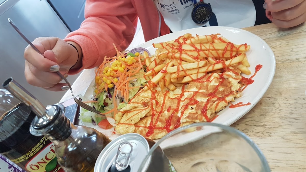 HR's Café House - Photo 6