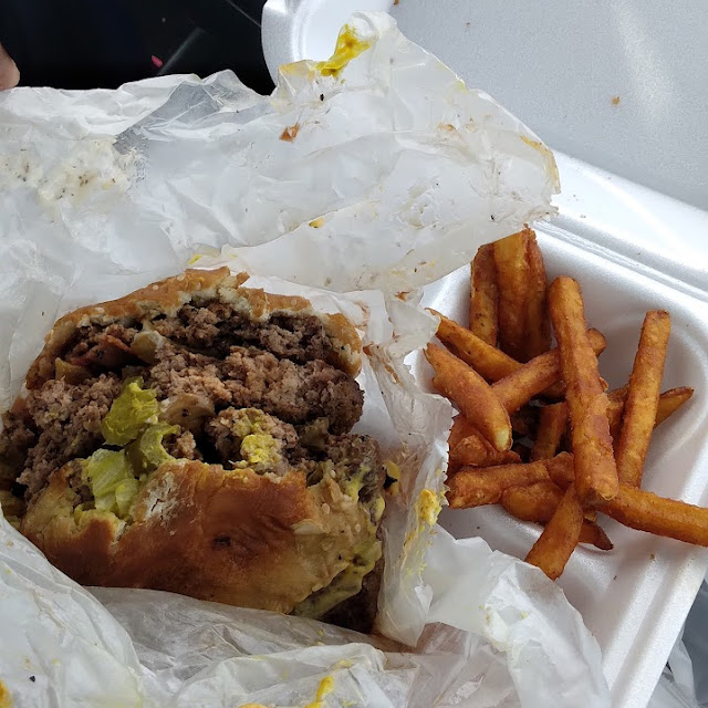 Super Deluxe Burger Combo