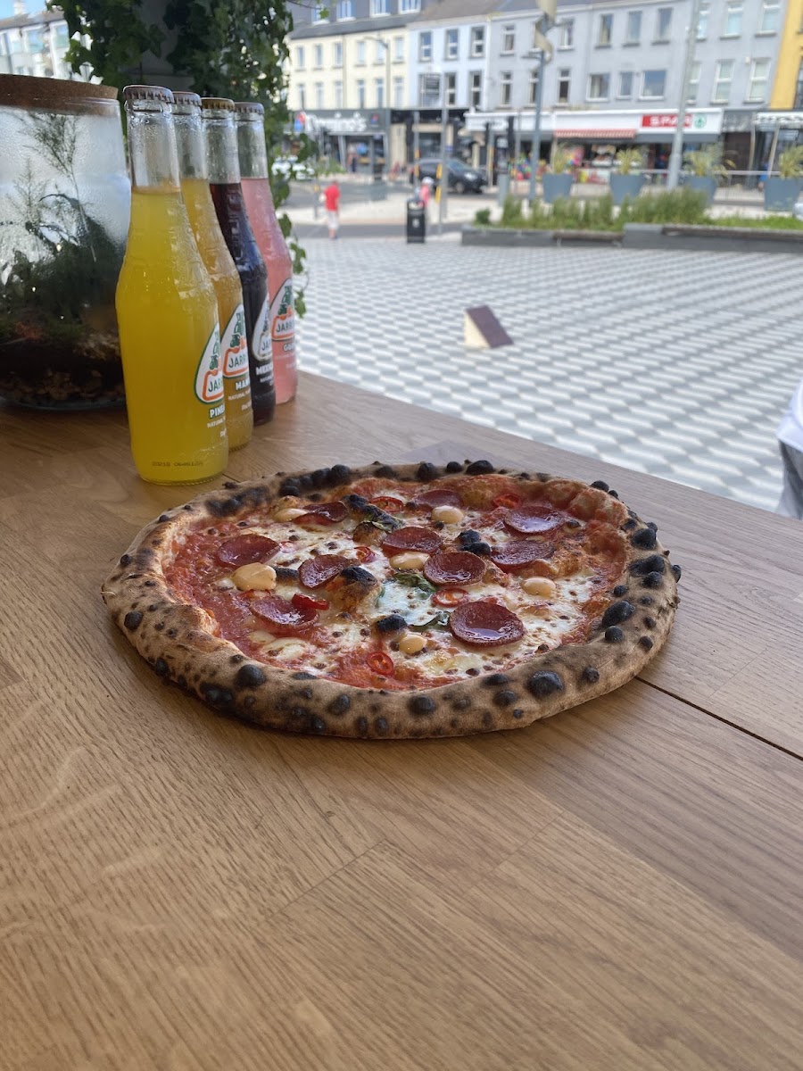 Igloo Pizza Co. - Photo 3