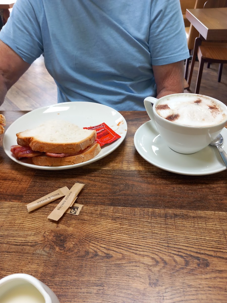Reuben's Coffee House Within Reuben Shaws - Photo 1