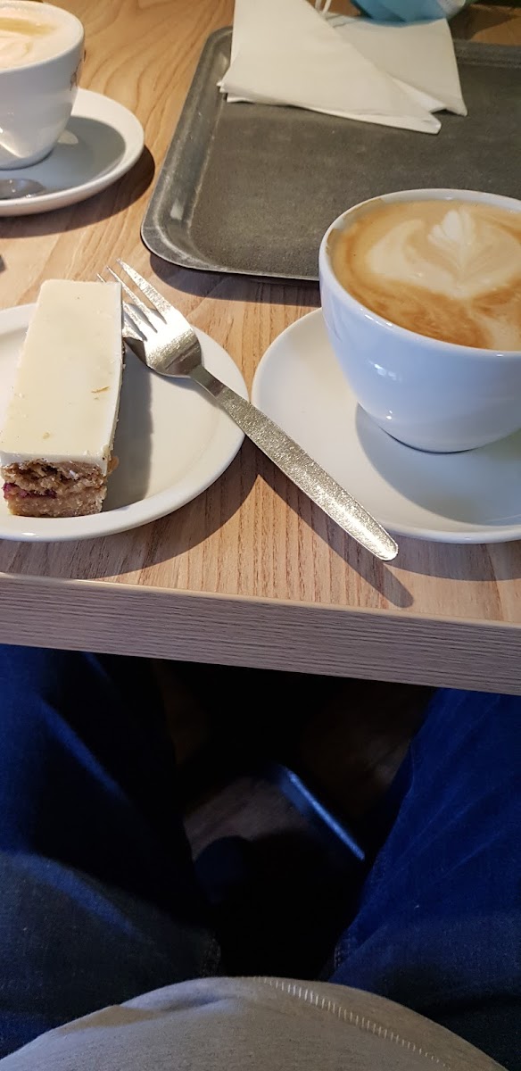 Reuben's Coffee House Within Reuben Shaws - Photo 2