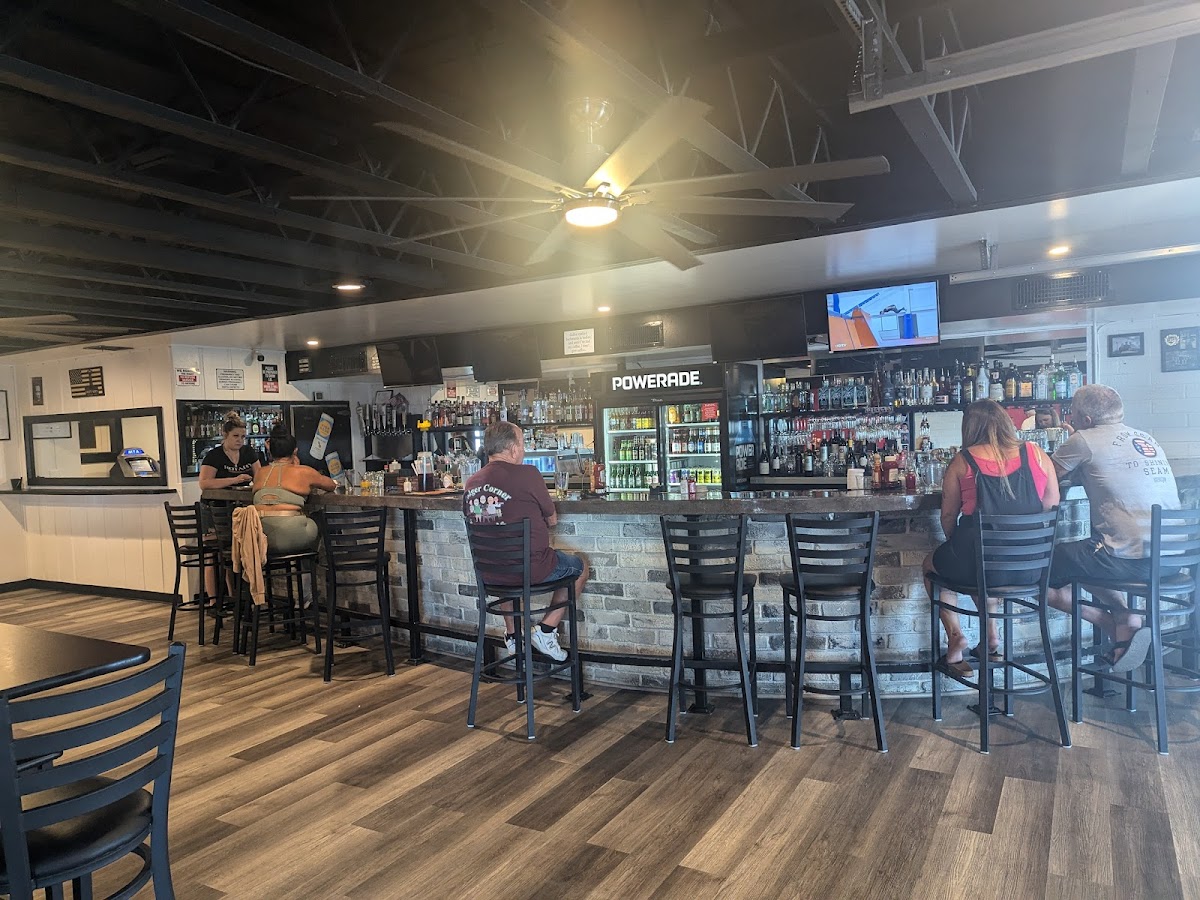 Rotary Kitchen Bar - Photo 9