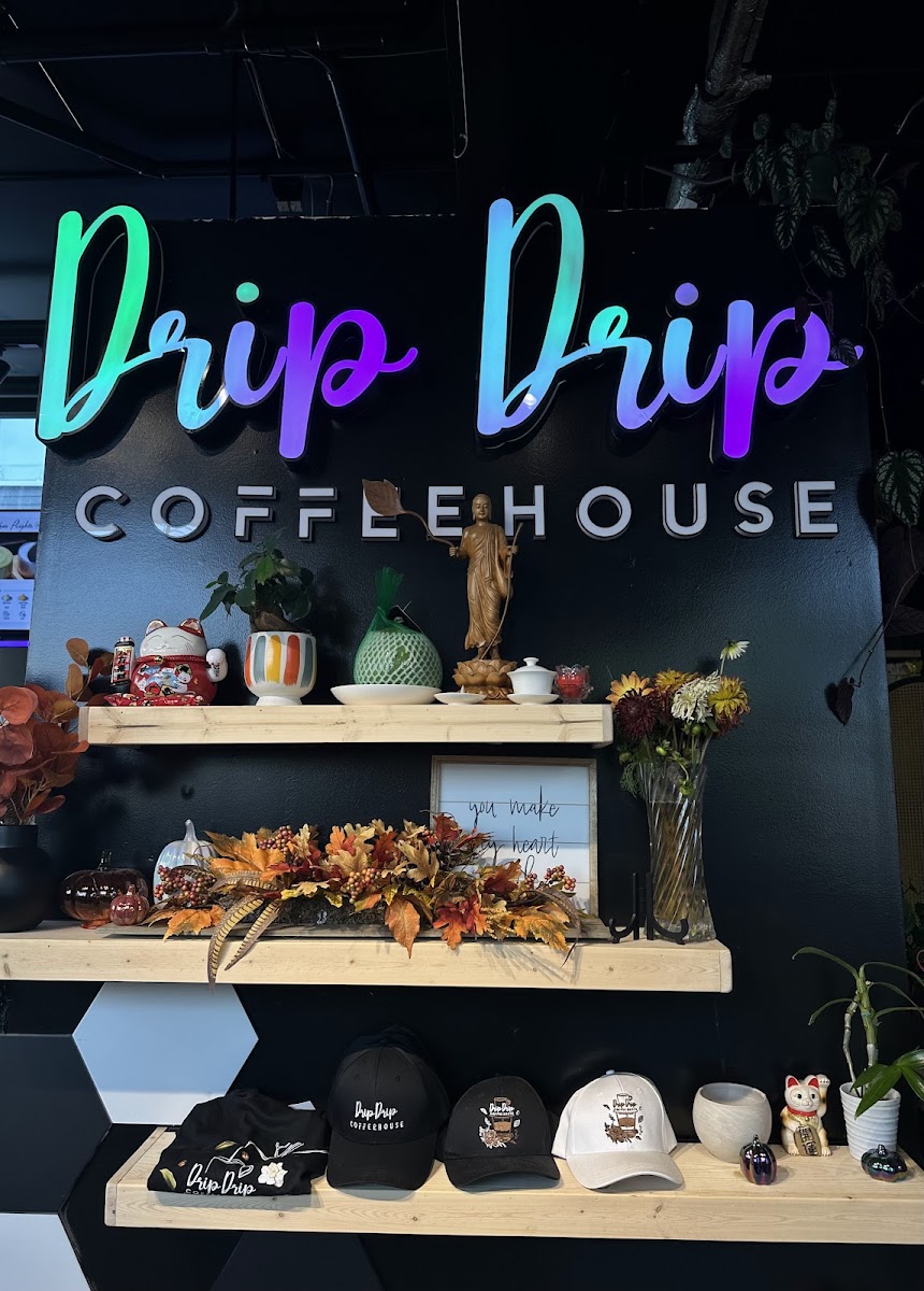 Drip Drip coffeehouse - Photo 2