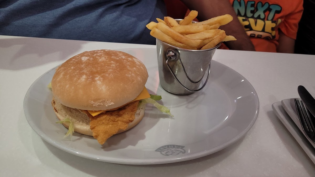 Sahara Rochdale - Photo 3