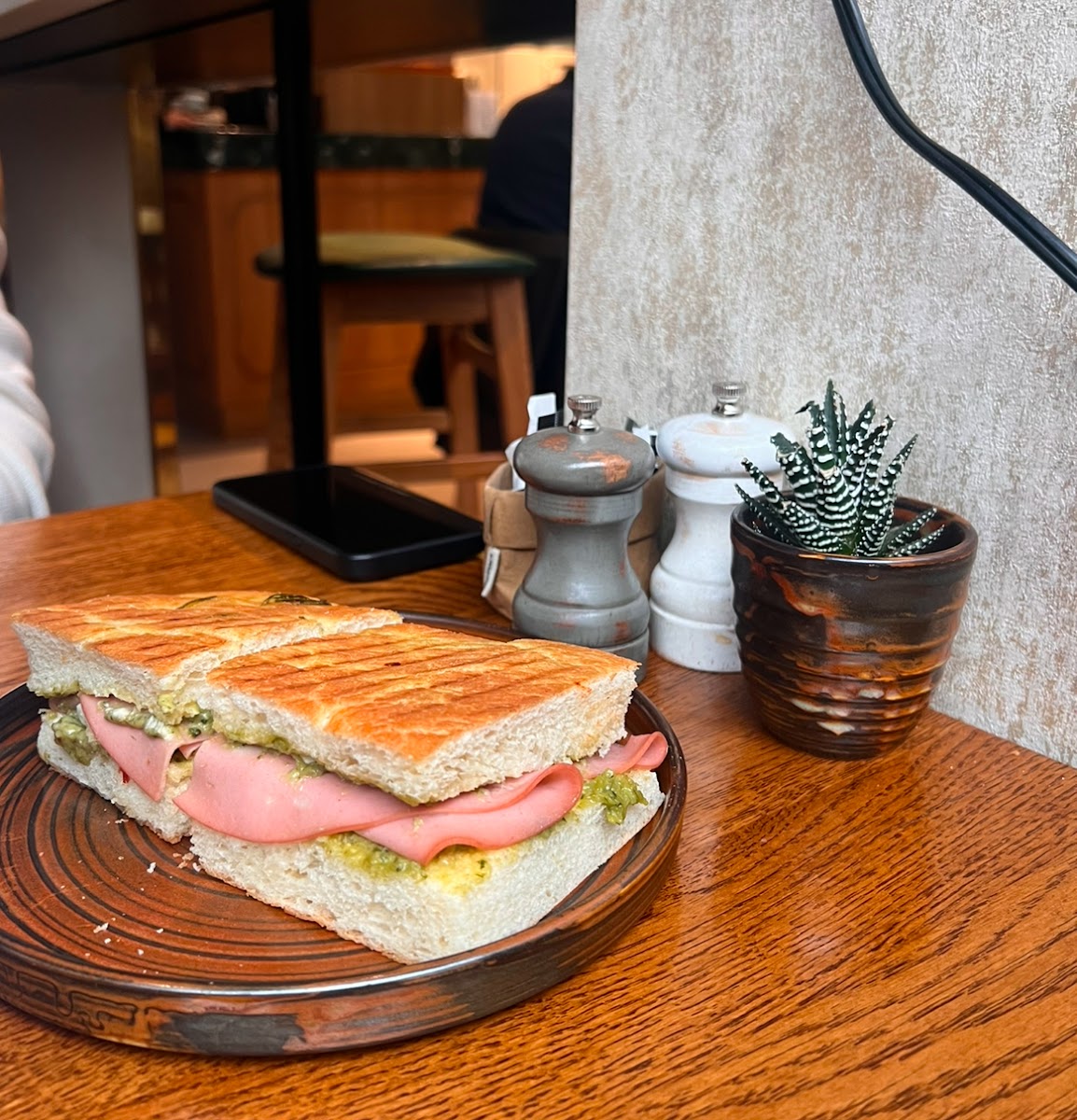 Tattle Coffee House - St Pauls - Photo 2