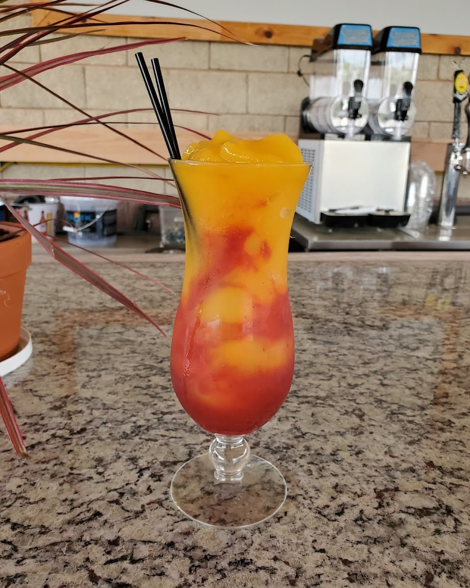 Ollie's Sports Bar & Grille/VIP Lounge - Photo 9