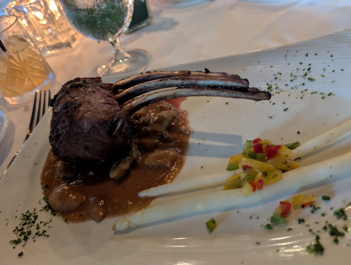 Amerigo's Grille - Photo 5