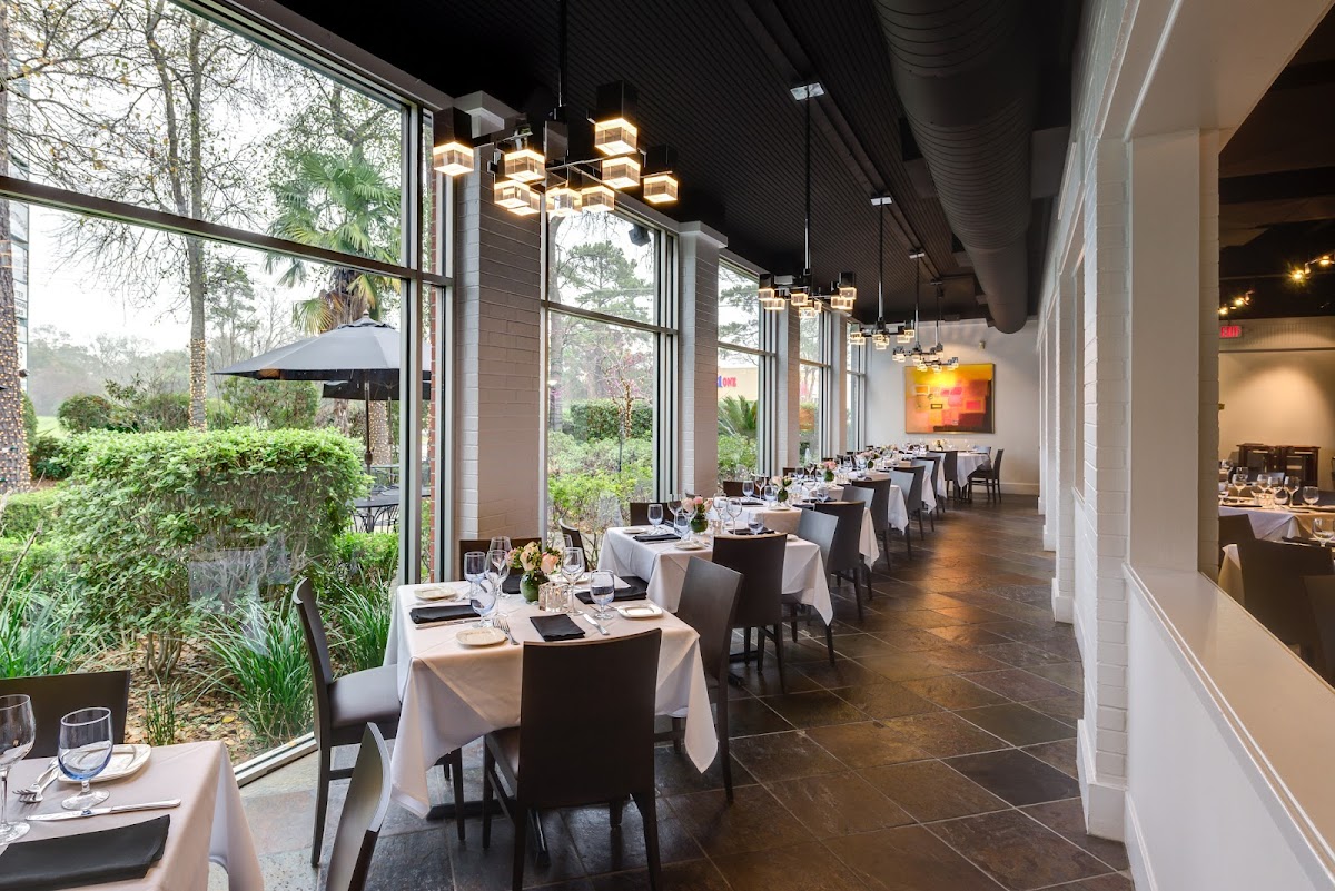 Amerigo's Grille - Photo 7
