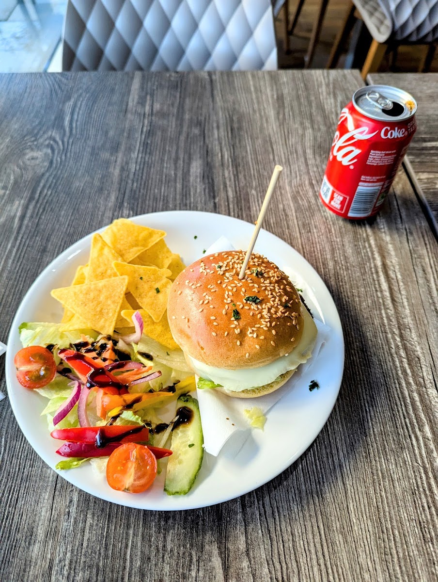 Cafe At The Shores - Photo 1