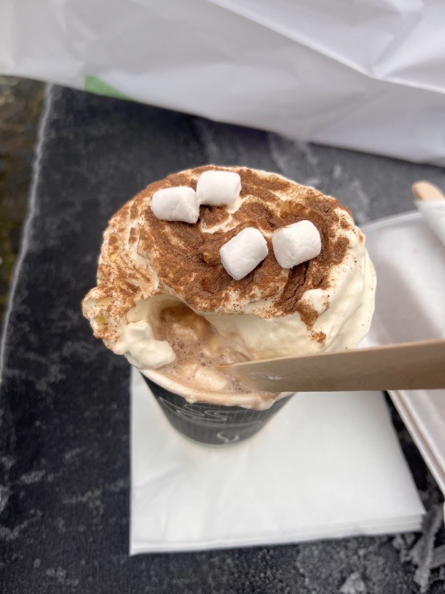 Cafe At The Shores - Photo 4