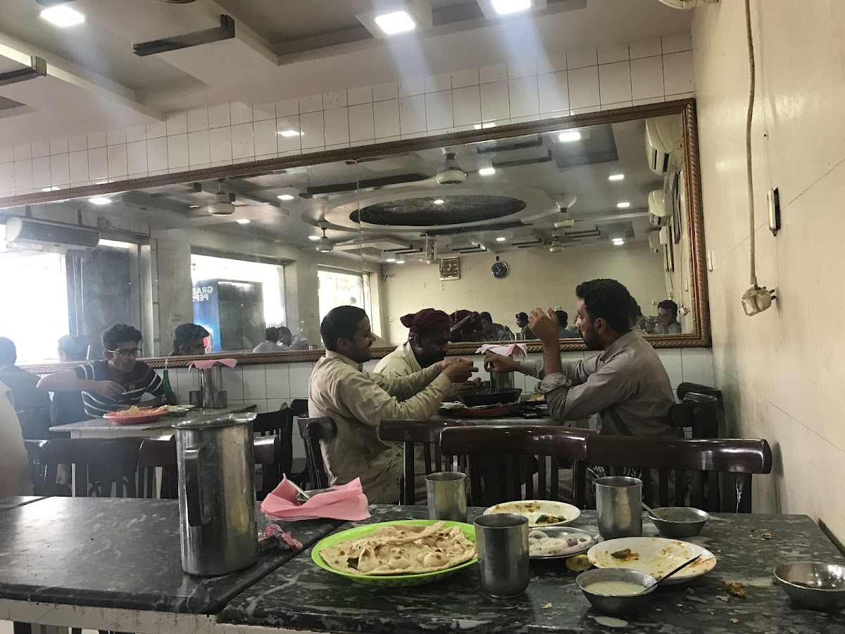 Qureshi Karachi Khatakhat Restaurant