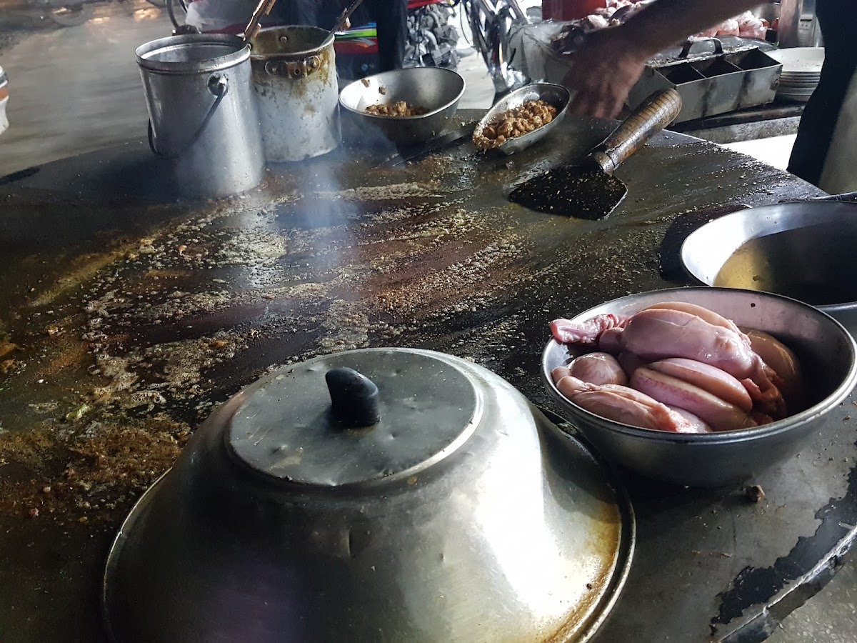 Qureshi Karachi Khatakhat Restaurant - Photo 6