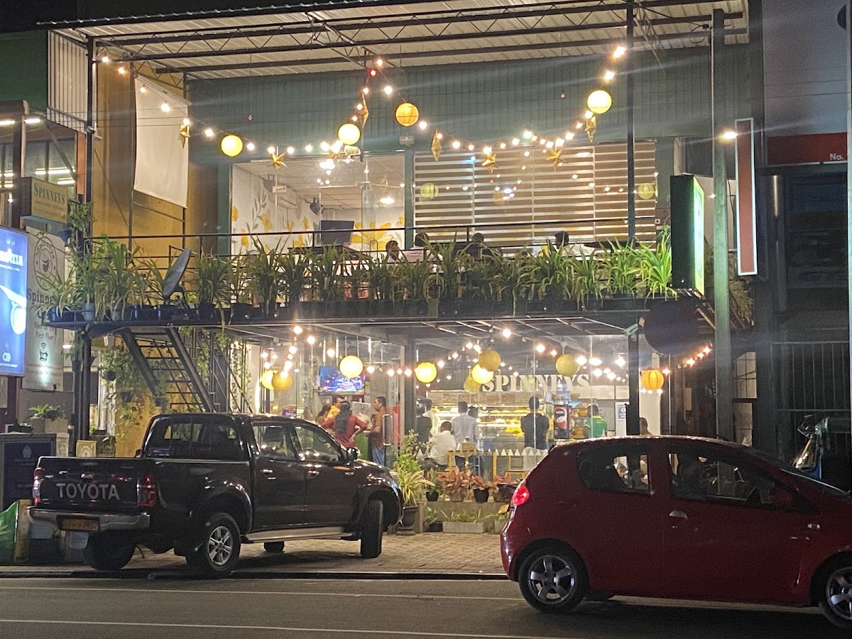 Spinneys Restaurant Jubilee Post - Photo 3