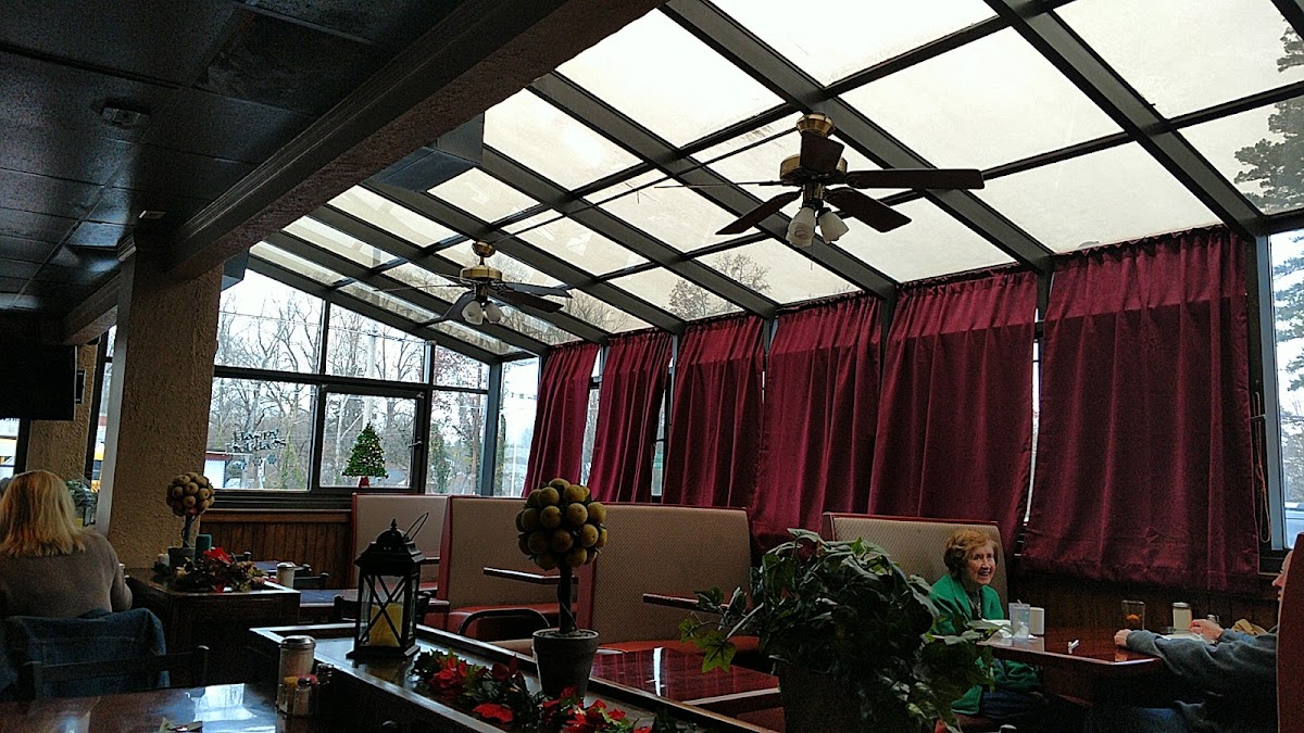 The Park Restaurant - Photo 8