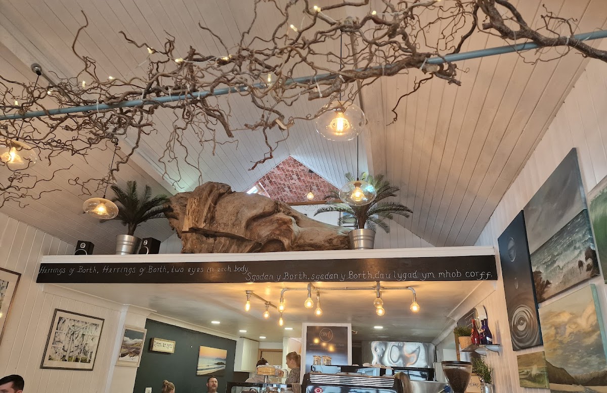 Oriel Tir A Mor Gallery, Coffee Shop