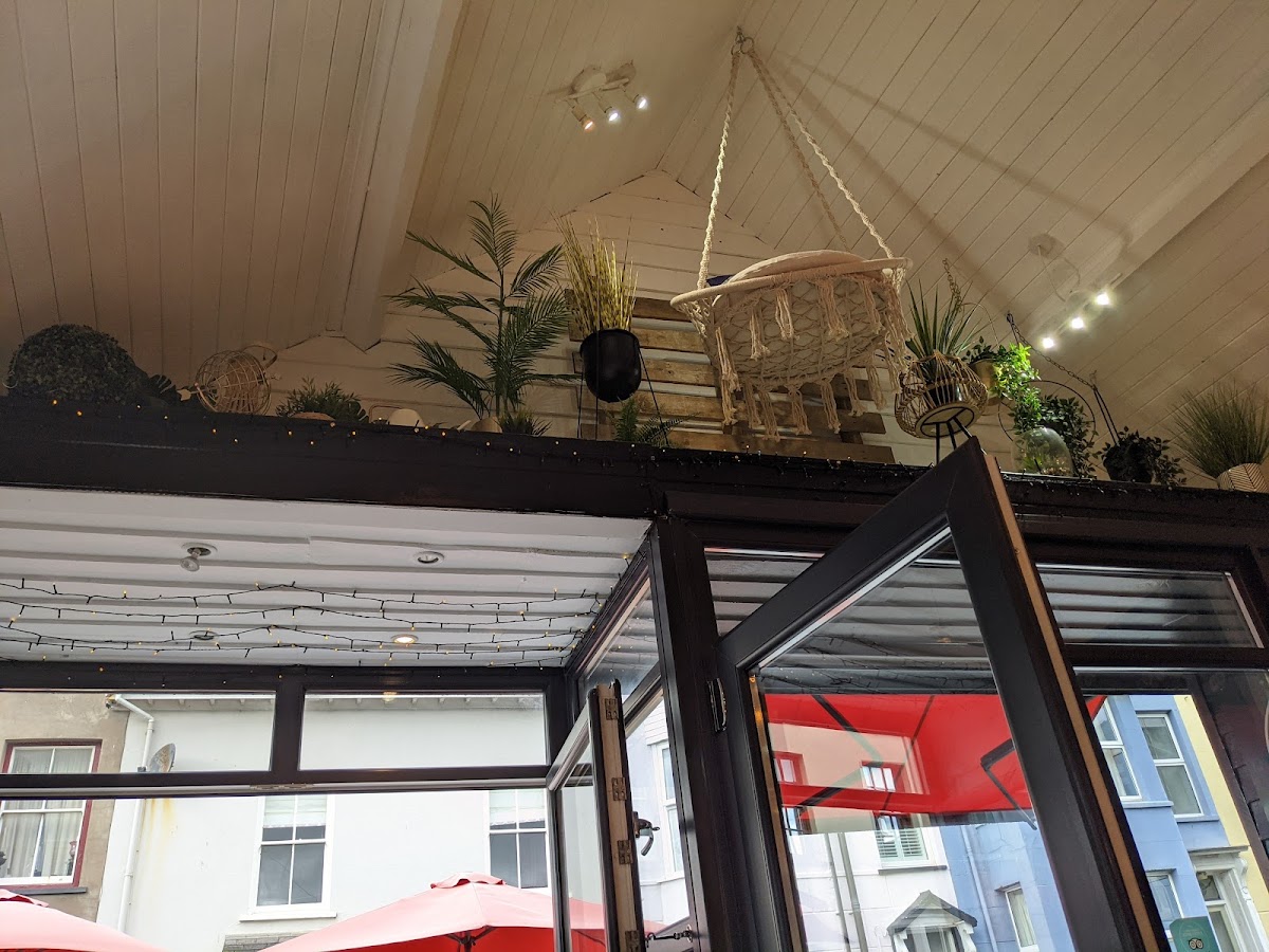 Oriel Tir A Mor Gallery, Coffee Shop - Photo 7