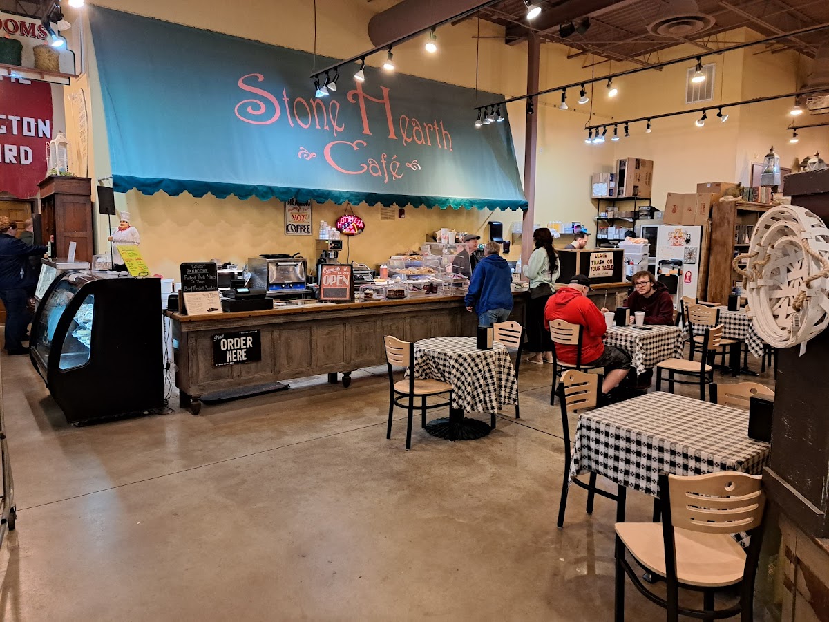 Stone Hearth Cafe - Photo 6