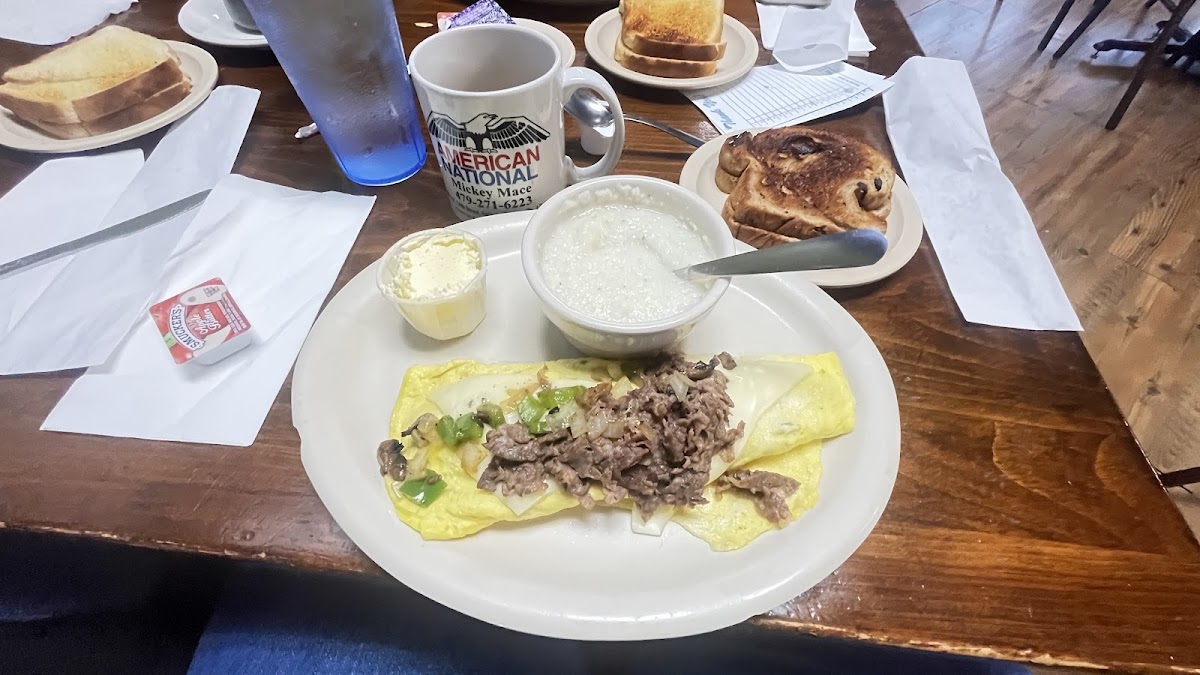 Miss Mary's - Photo 2