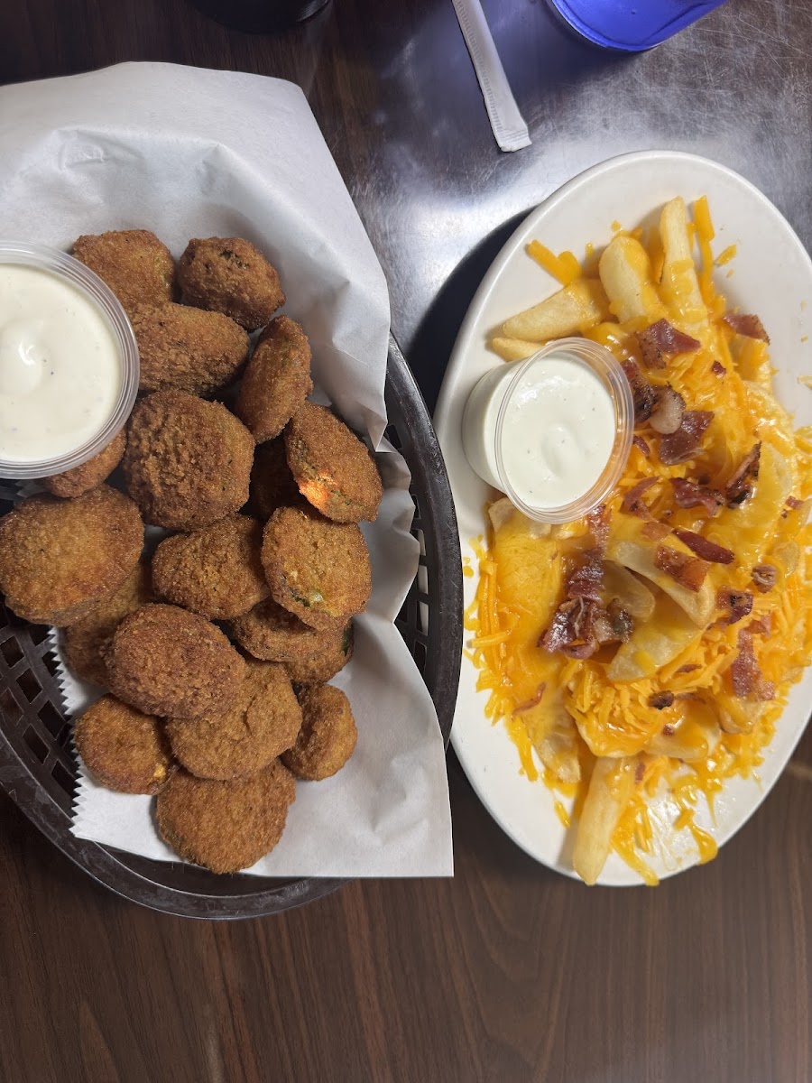Miss Mary's - Photo 8
