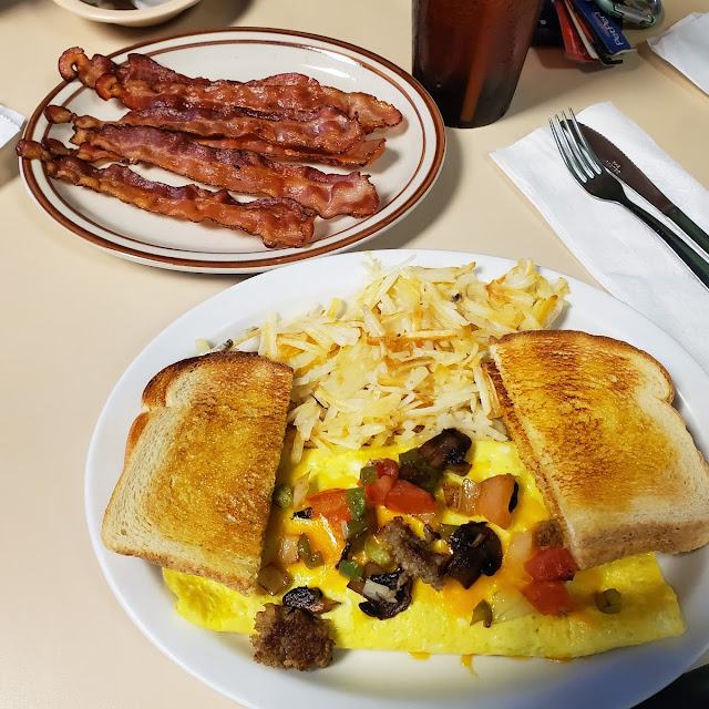 Veggie Omelet with Sausage