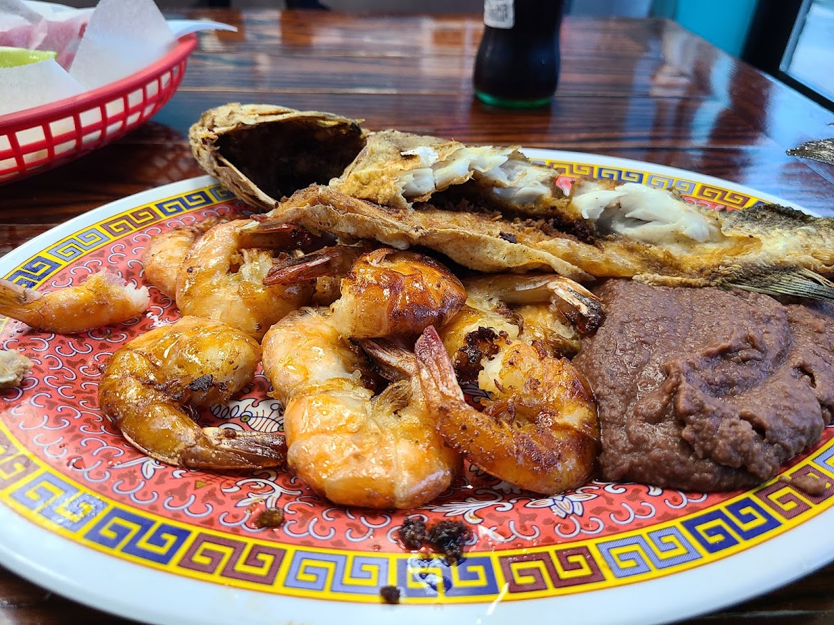 El Dorado Sea Food - Photo 1