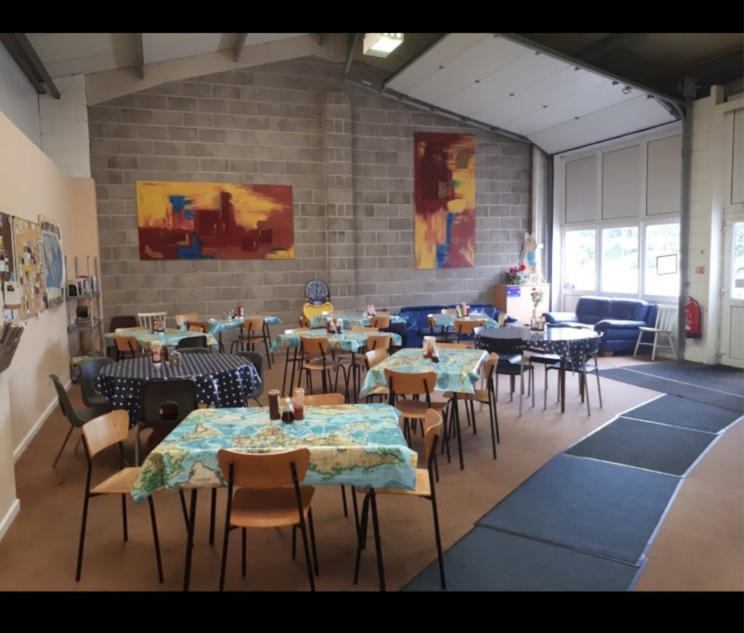 Skevys Cafe, Shaftesbury, Dorset - Photo 8