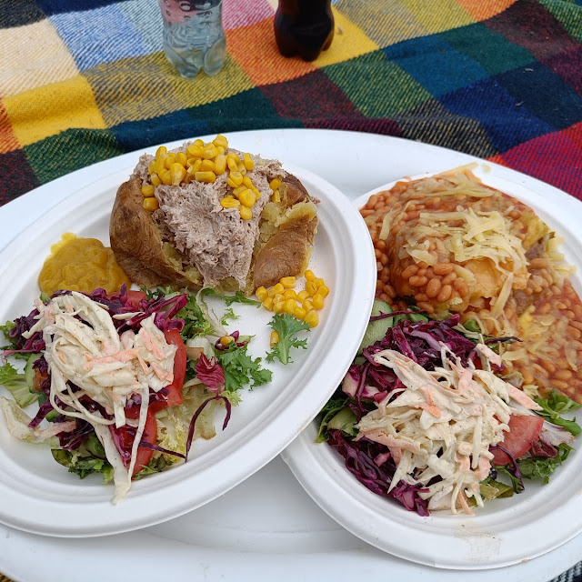 Jacket Potatoes