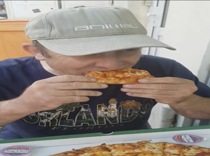 Pizza Hot 4 U - Photo 2