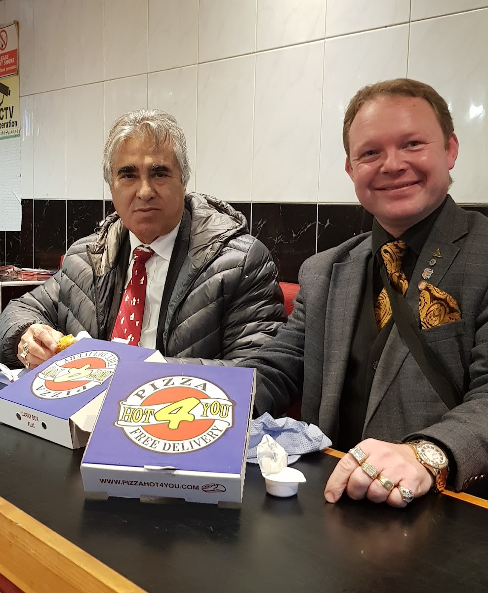 Pizza Hot 4 U - Photo 4