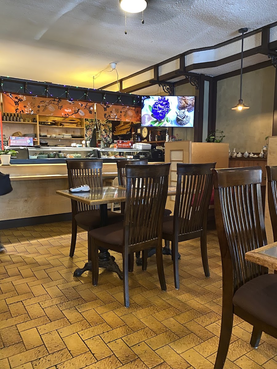 Toji Sushi