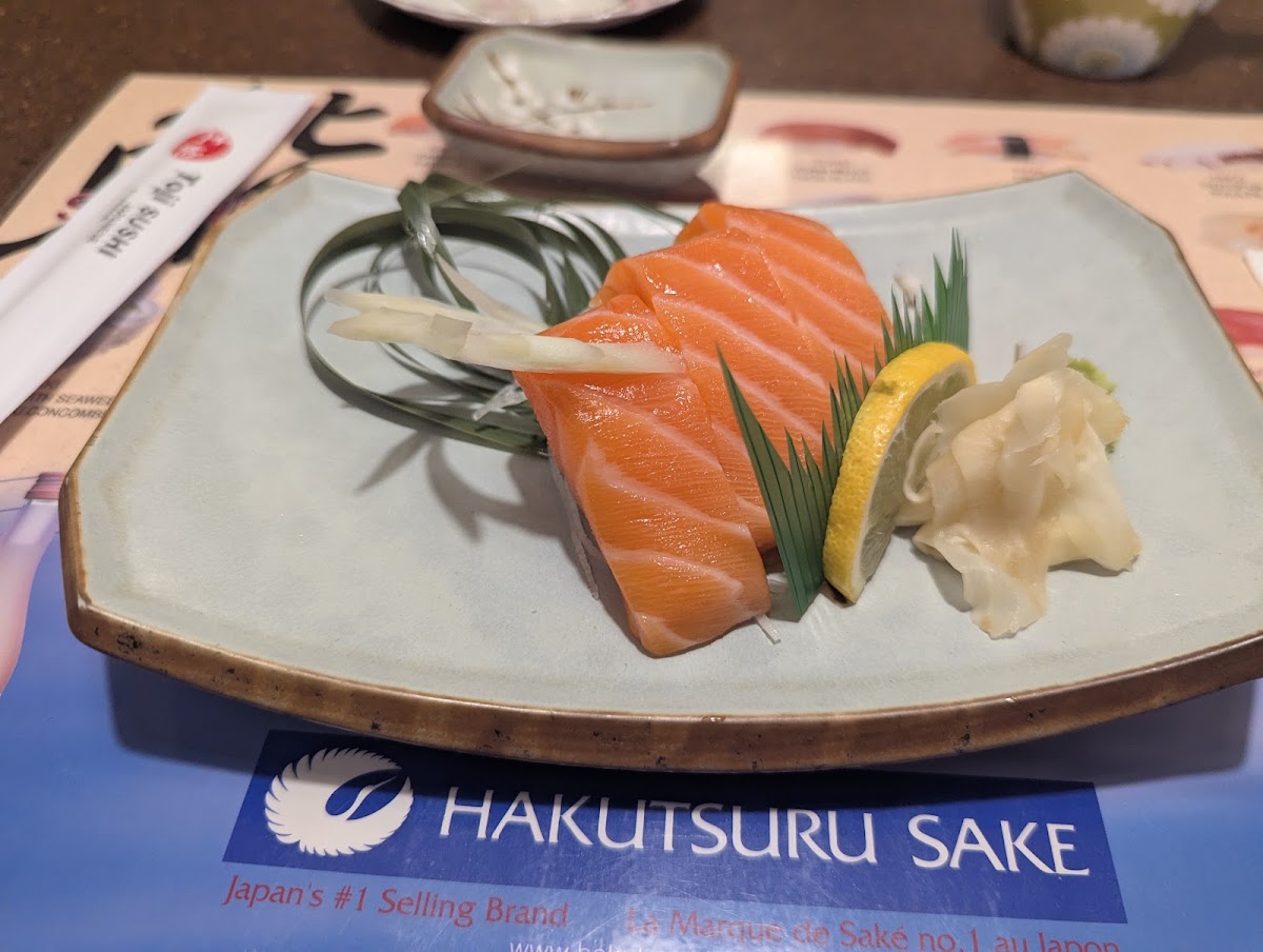 Toji Sushi - Photo 3
