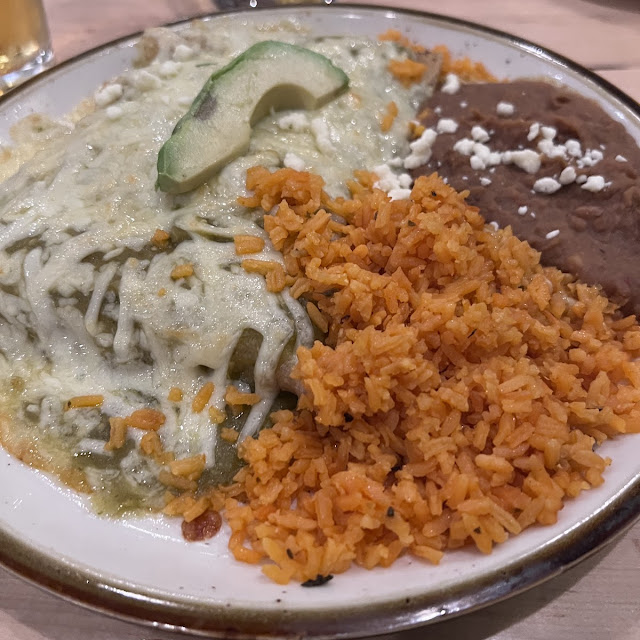 Enchiladas De Pollo