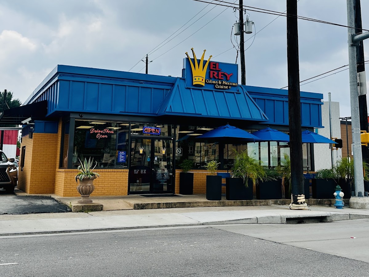 El Rey Taqueria - Photo 6