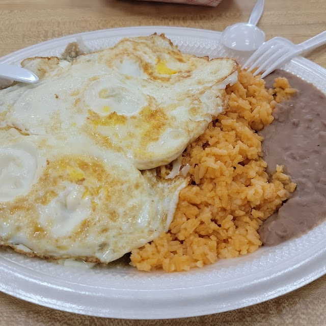 Green Sauce Chilaquiles with Eggs