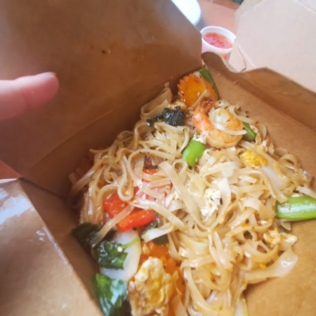 Drunken Noodles with Prawns