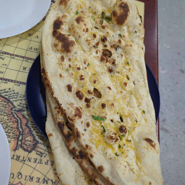 Cheese Naan and Garlic Cheese Naan