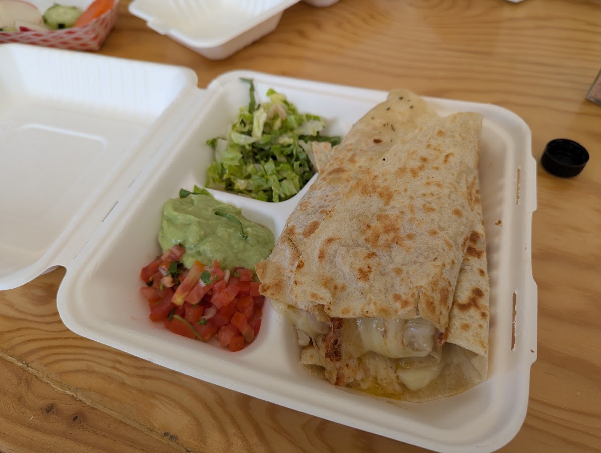 Mission Baja Tacos - Photo 4
